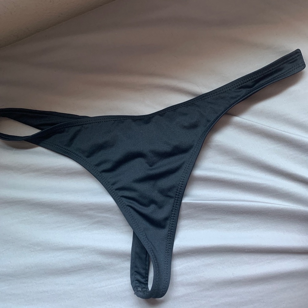 Black Cheeky Bikini Bottoms